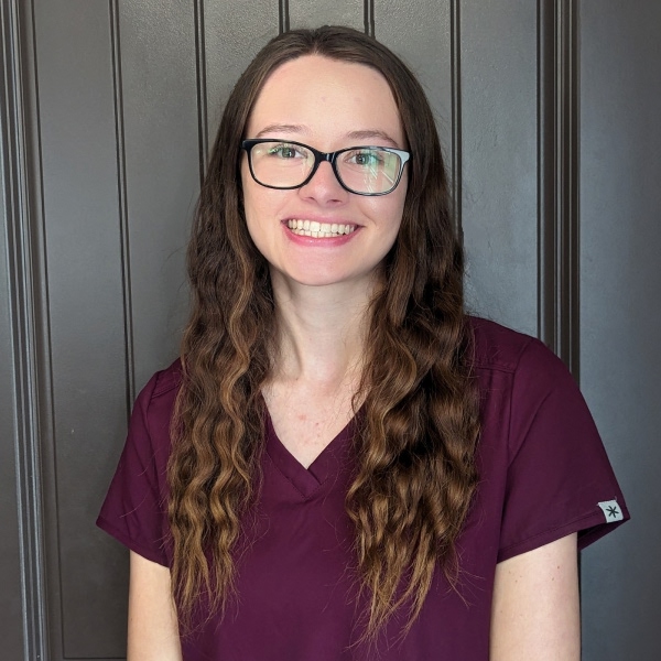 Savana - Kennel Assistant Savana - Kennel & Veterinary Assistant
